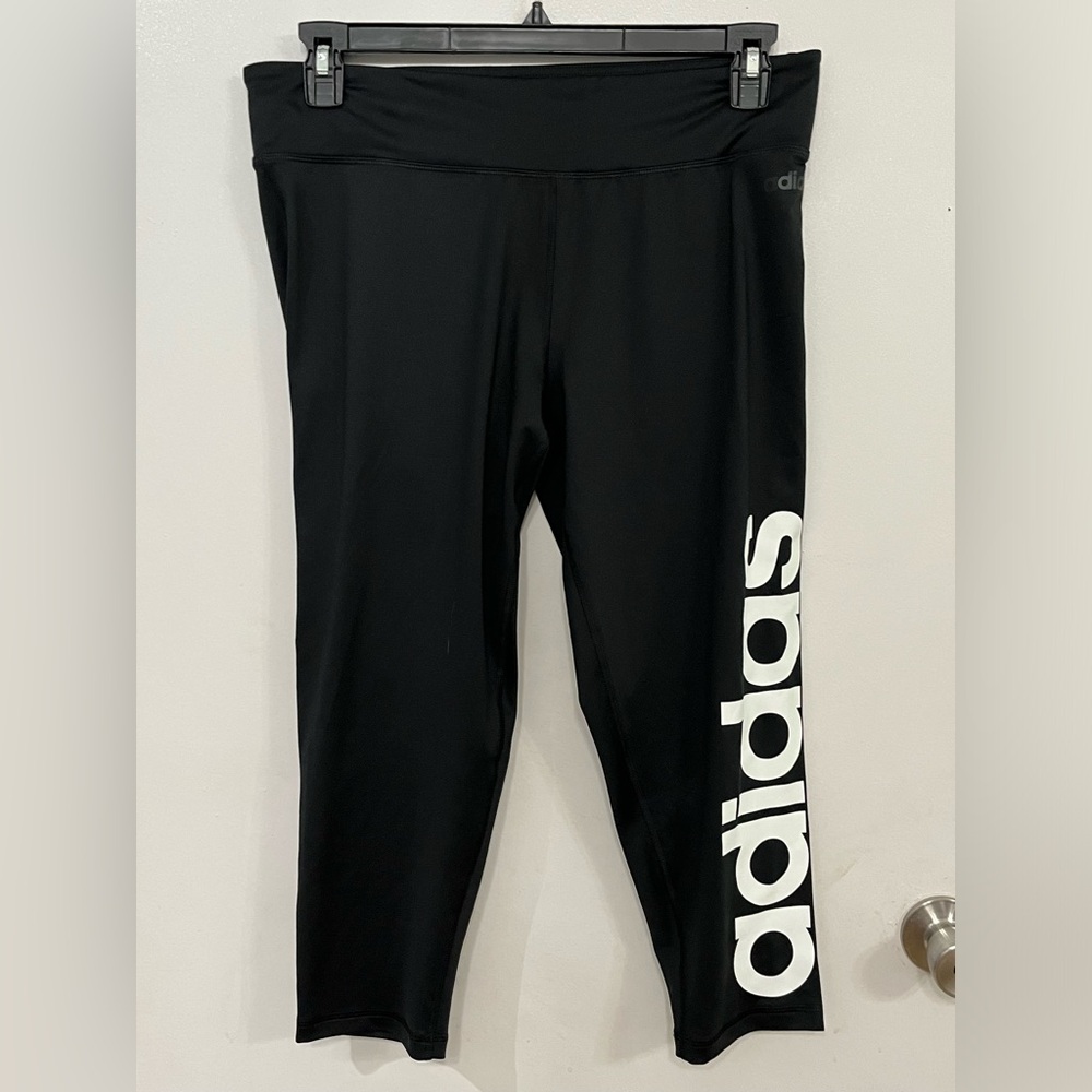 adidas Black Climalite Capri Leggings with White Vertical Logo, size XL